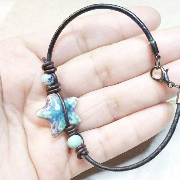 Coastal Cowgirl! Boho Beach Lovers! Ceramic Starfish + Beads + Knotted Leather - Picture 5 of 7